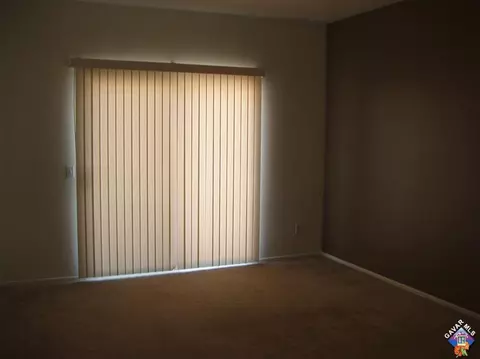 1747 Windermere Dr, Lancaster, CA 93534 photo 8