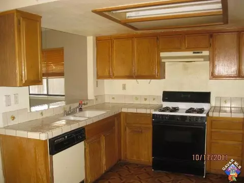 45847 Evelyn Ct, Lancaster, CA 93534 photo 5