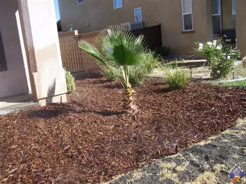 5811 Gem Ct, Lancaster, CA 93536 photo 12