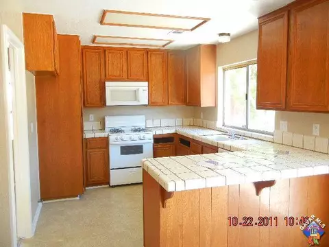 44826 12th St, Lancaster, CA 93535 photo 4