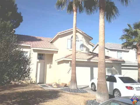 36921 Royce Ct, Palmdale, CA 93552 photo 2