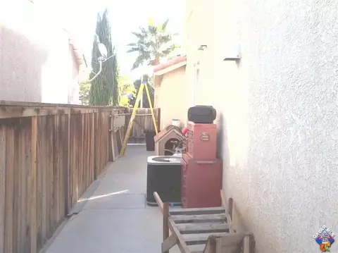 36921 Royce Ct, Palmdale, CA 93552 photo 25