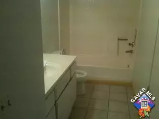 44172 Devol St, Lancaster, CA 93535 photo 2
