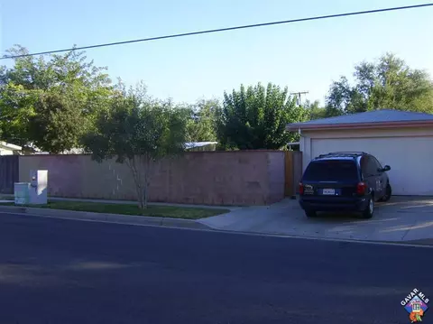 1520 W Jenner St, Lancaster, CA 93534 photo 2