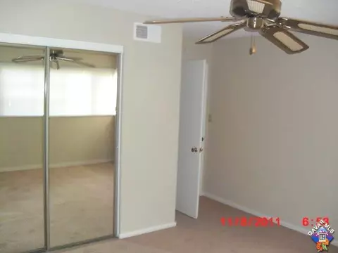 1132 E Avenue J2, Lancaster, CA 93535 photo 6