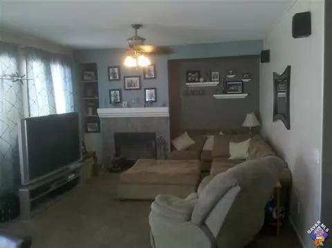44644 27th St, Lancaster, CA 93535 photo 3