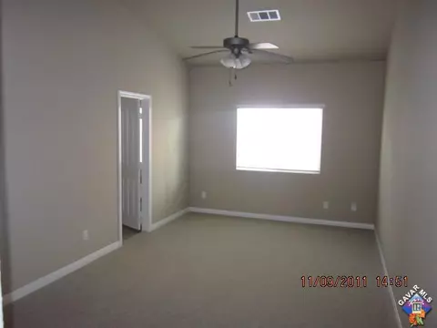 43935 Amy Ct, Lancaster, CA 93535 photo 3