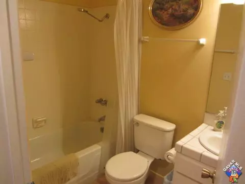 813 E Pondera St, Lancaster, CA 93535 photo 7