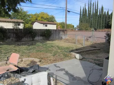 813 E Pondera St, Lancaster, CA 93535 photo 13
