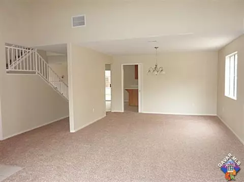 1320 Herzel Ave, Lancaster, CA 93535 photo 2