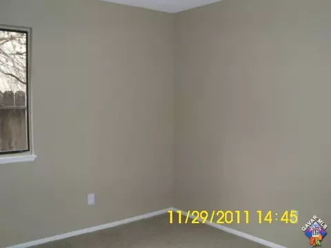 1553 E Lingard St, Lancaster, CA 93535 photo 9