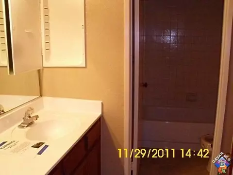 1553 E Lingard St, Lancaster, CA 93535 photo 8