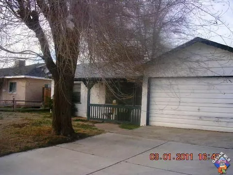245 Avenue P2 E, Palmdale, CA 93550 photo 1