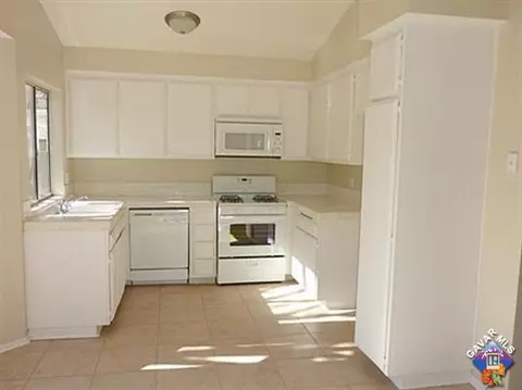 2016 Cape Cod Ln, Palmdale, CA 93550 photo 5