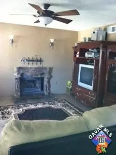 2585 Bottle Tree Dr, Palmdale, CA 93550 photo 10