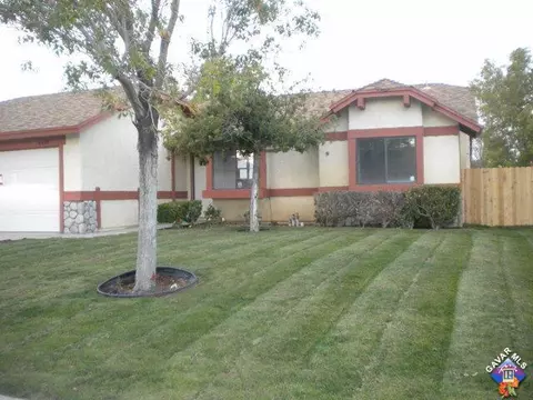 4339 Saddleback Rd, Palmdale, CA 93552 photo 1