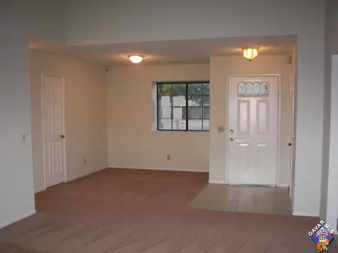 4339 Saddleback Rd, Palmdale, CA 93552 photo 4