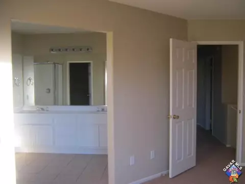 37509 Deville St, Palmdale, CA 93552 photo 16