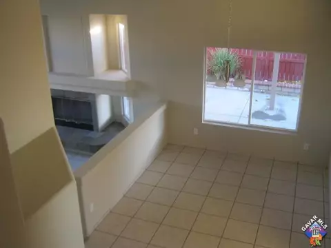 37509 Deville St, Palmdale, CA 93552 photo 13