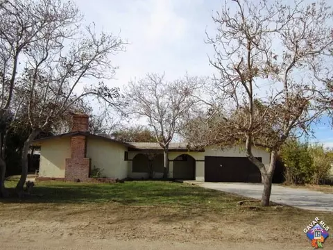 38541 26th St, Palmdale, CA 93550 photo 1