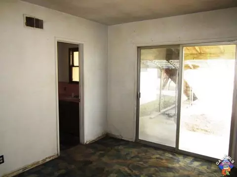 38541 26th St, Palmdale, CA 93550 photo 4