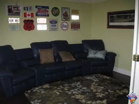 1728 Thomas Dr, Lancaster, CA 93535 photo 10
