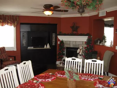 1728 Thomas Dr, Lancaster, CA 93535 photo 6