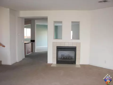 2055 Krystal Ave, Lancaster, CA 93536 photo 2