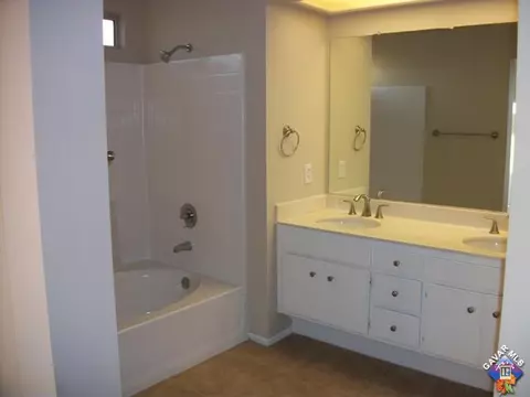 2034 Greentree St, Lancaster, CA 93535 photo 11