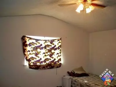 740 E Ivesbrook St, Lancaster, CA 93535 photo 6