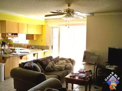 740 E Ivesbrook St, Lancaster, CA 93535 photo 4