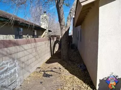 740 E Ivesbrook St, Lancaster, CA 93535 photo 13