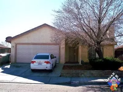 740 E Ivesbrook St, Lancaster, CA 93535 photo 1