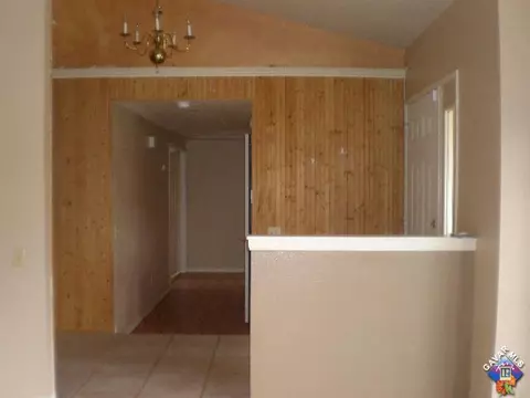 35849 43rd St, Palmdale, CA 93552 photo 3