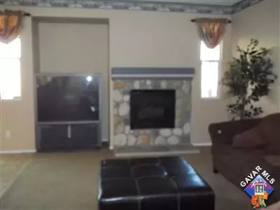 43738 Elena St, Lancaster, CA 93536 photo 5