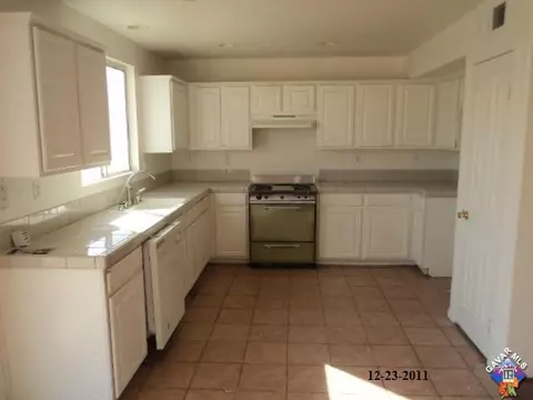 1536 Torbay Ct, Lancaster, CA 93534 photo 8