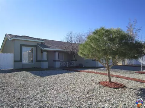 6116 Lighthouse Ln, Palmdale, CA 93552 photo 5