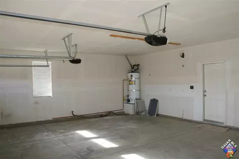 6335 Starview Dr, Lancaster, CA 93536 photo 23