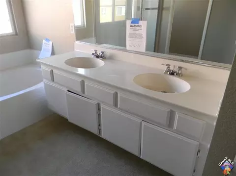 5657 Eisenhower Way, Palmdale, CA 93552 photo 11