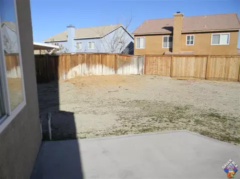 5657 Eisenhower Way, Palmdale, CA 93552 photo 14