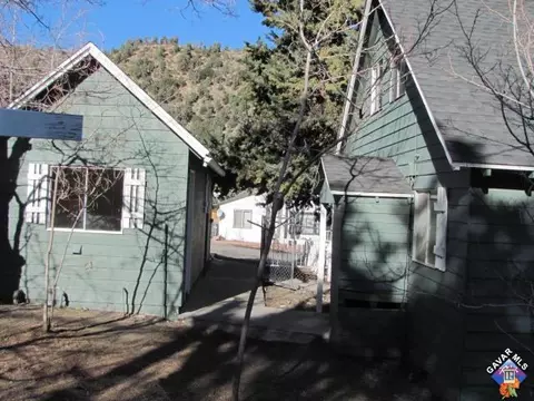 767 Evergreen Rd, Wrightwood, CA 92397 photo 3