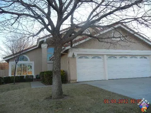 3218 Thomas Ave, Palmdale, CA 93550 photo 1