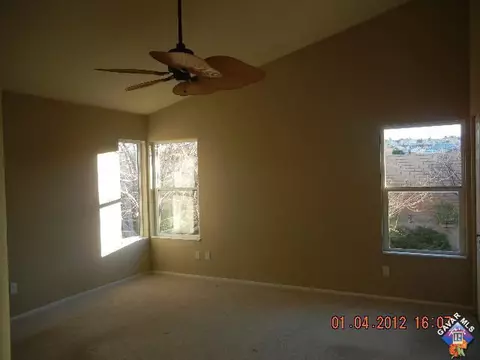 3218 Thomas Ave, Palmdale, CA 93550 photo 6