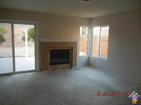 3218 Thomas Ave, Palmdale, CA 93550 photo 3