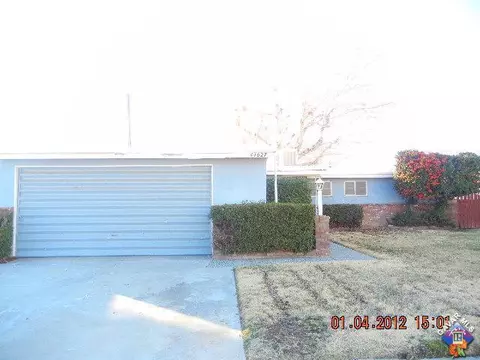 44027 3rd St, Lancaster, CA 93535 photo 1
