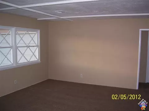 37826 11th St, Palmdale, CA 93550 photo 2