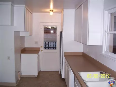 37826 11th St, Palmdale, CA 93550 photo 3