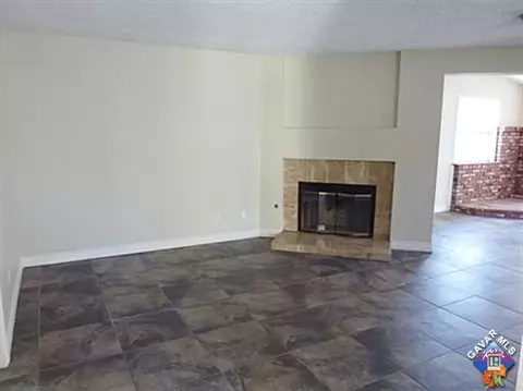 1402 Onyx Dr, Palmdale, CA 93550 photo 6