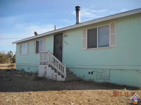 17070 Fort Tejon Rd, Llano, CA 93544 photo 1
