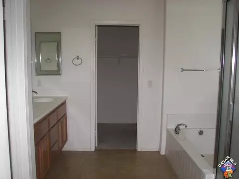 44649 Ruthron Ave, Lancaster, CA 93536 photo 6